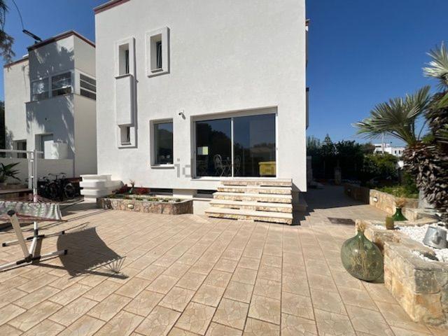 Case e ville in vendita di 202 m² in Via Provinciale San Vito
