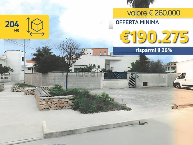 Case e ville in vendita di 204 m² in Via Mons. Eugenio Raffaele Faggiano, 5