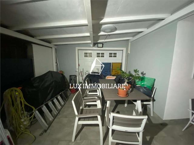 Case e ville in vendita di 204 m² in Via Paurosa