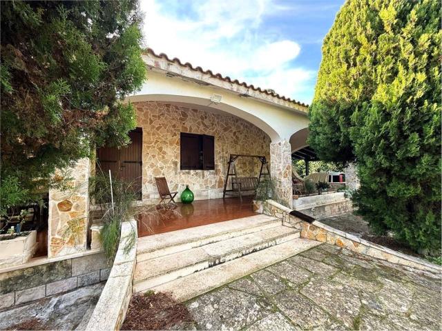 Case e ville in vendita di 204 m² in Strada per Betlemme, 12