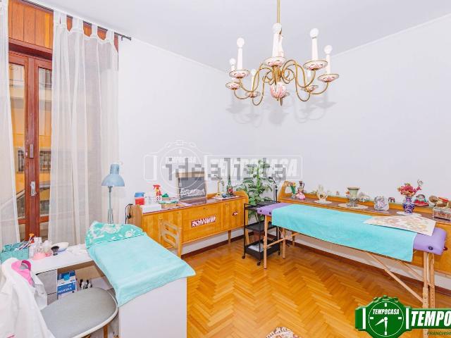 Case e ville in vendita di 205 m² in Via Padre Michele da Carbonara