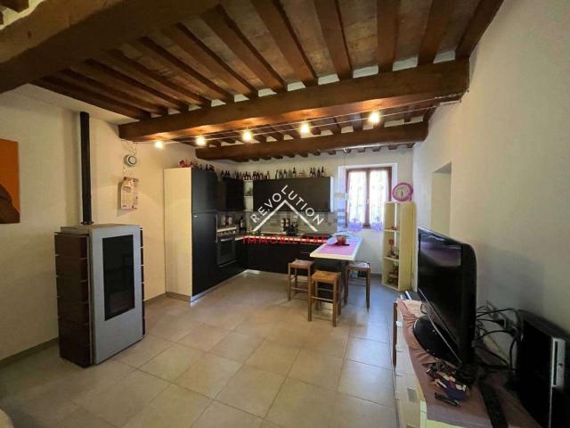 Case e ville in vendita di 205 m² in Piazza VII Maggio