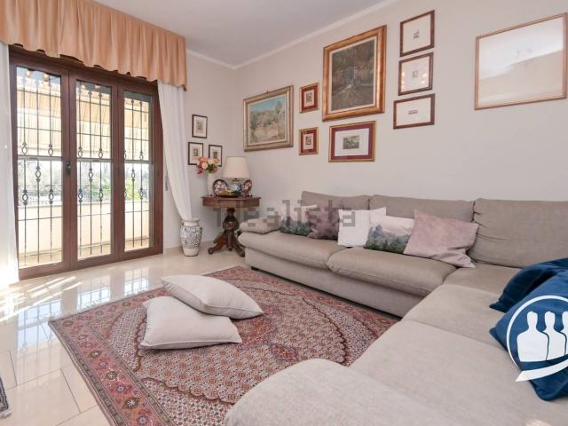 Case e ville in vendita di 206 m²