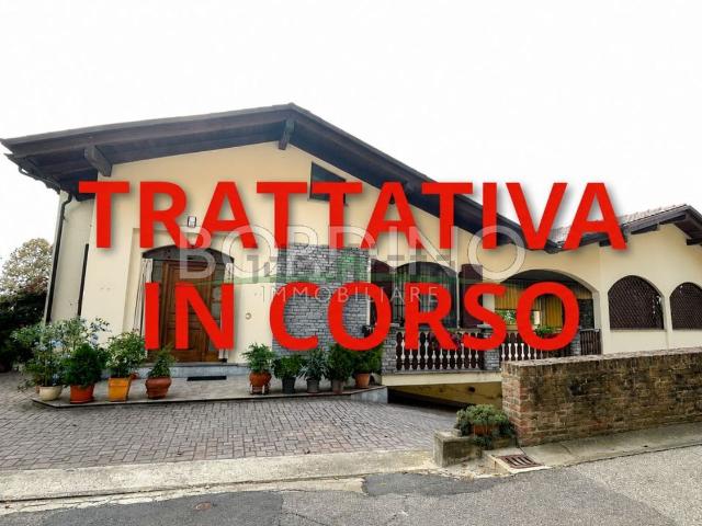 Case e ville in vendita di 206 m² in Via Piana