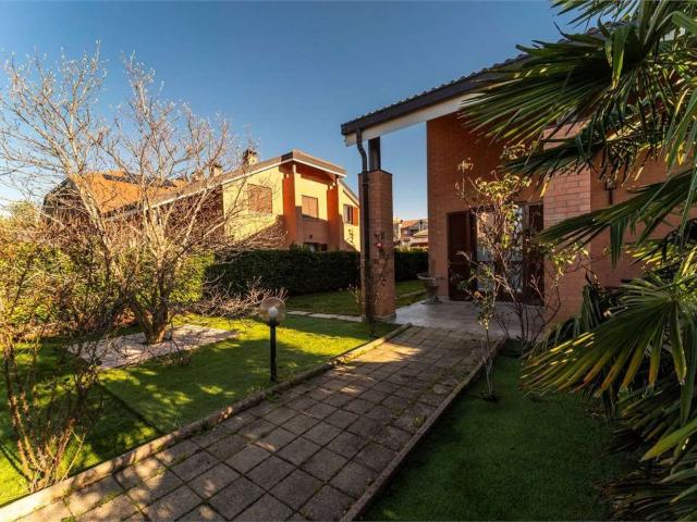 Case e ville in vendita di 207 m²
