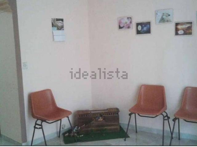 Case e ville in vendita di 207 m² in Via Grottone