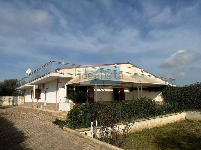Case e ville in vendita di 207 m² in Via Monte Frasca, 58