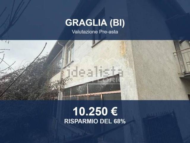 Case e ville in vendita di 208 m² in Via Casale Vigna, 2