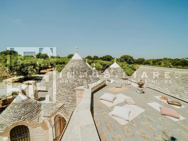 Case e ville in vendita di 208 m² in Via Staffone, 13