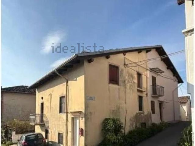 Case e ville in vendita di 209 m² in Via Mombello, 12
