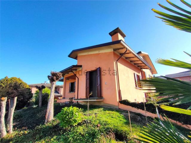 Case e ville in vendita di 210 m²