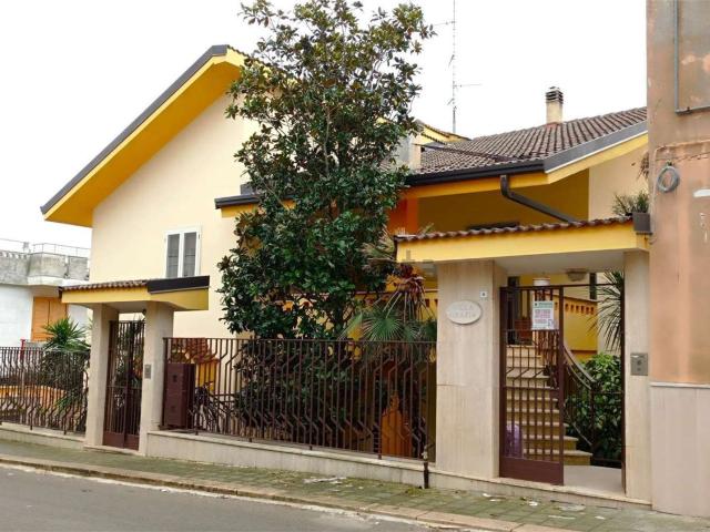 Case e ville in vendita di 210 m²