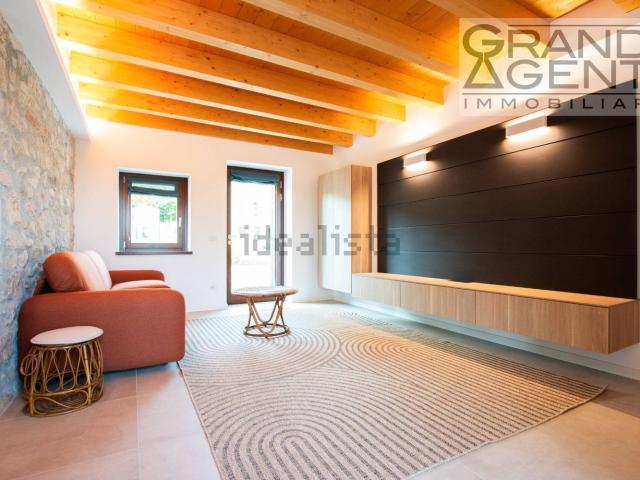 Case e ville in vendita di 210 m² in Via Ca’ Nova Marcellise, 33