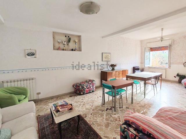 Case e ville in vendita di 210 m² in Via Carico