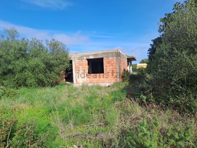 Case e ville in vendita di 210 m² in Via Giovanni Falcone, 31