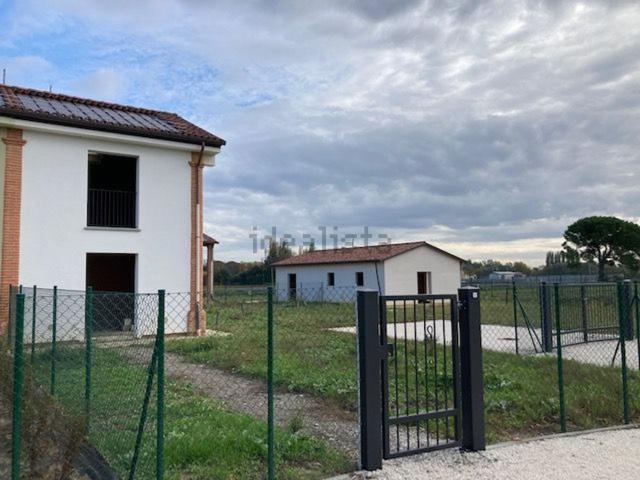 Case e ville in vendita di 210 m² in Via Don Giovanni Verità, 20