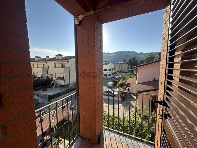 Case e ville in vendita di 210 m² in Via della Resistenza