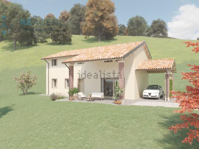 Case e ville in vendita di 210 m² in Via Lovara