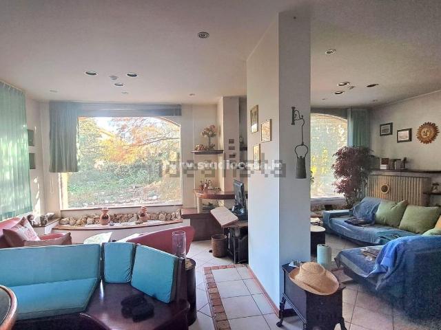 Case e ville in vendita di 210 m² in Via San Rocco