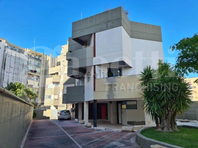 Case e ville in vendita di 210 m² in Via Scipione l&apos Africano
