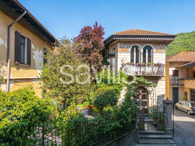 Case e ville in vendita di 210 m² in Via Pretorio
