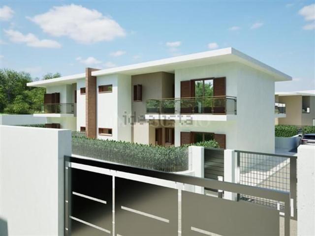 Case e ville in vendita di 210 m² in Via Provinciale Vecchia Archi