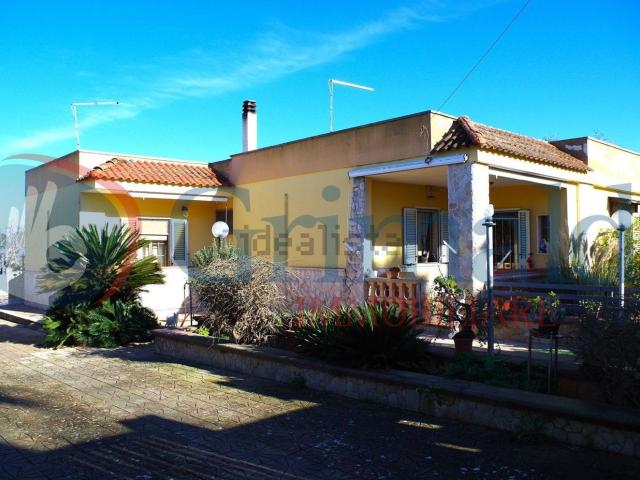 Case e ville in vendita di 210 m² in Contrada Nanni