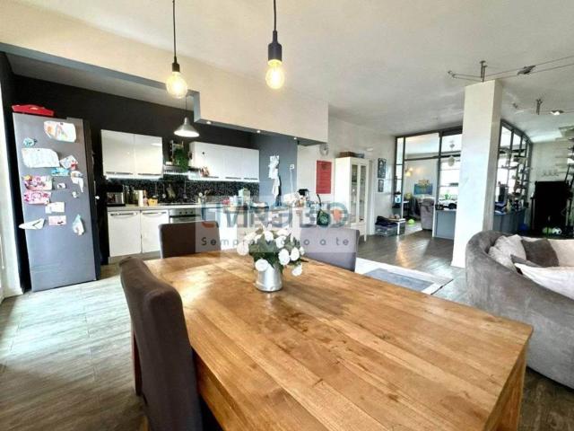 Case e ville in vendita di 213 m² in Via Colle Biadaro