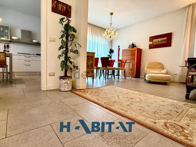Case e ville in vendita di 213 m² in Via Pataro Buzzaccarini