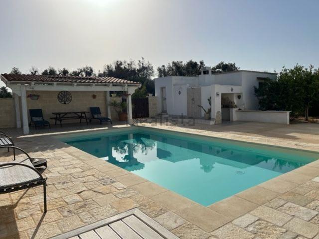 Case e ville in vendita di 213 m² in Contrada Campo li Monaci