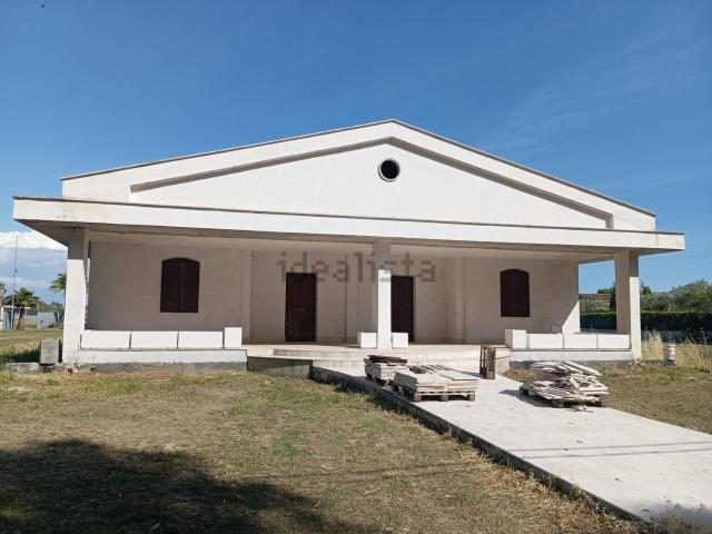Case e ville in vendita di 213 m² in Strada Sabotino