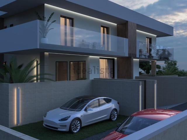 Case e ville in vendita di 215 m² in Via Guglielmo Marconi, 60