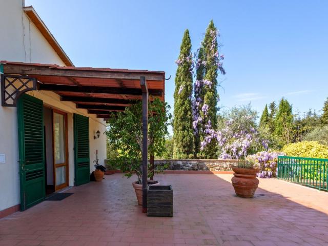 Case e ville in vendita di 215 m² in Via di Belmonte