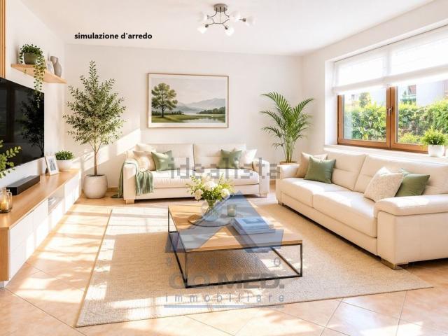 Case e ville in vendita di 215 m² in Via Papa Giovanni Paolo II, 24