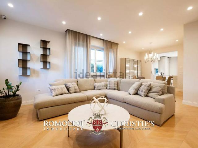 Case e ville in vendita di 217 m²