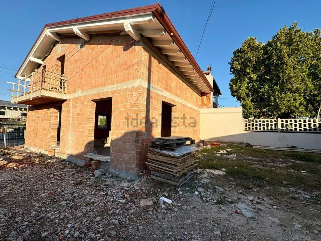 Case e ville in vendita di 220 m²
