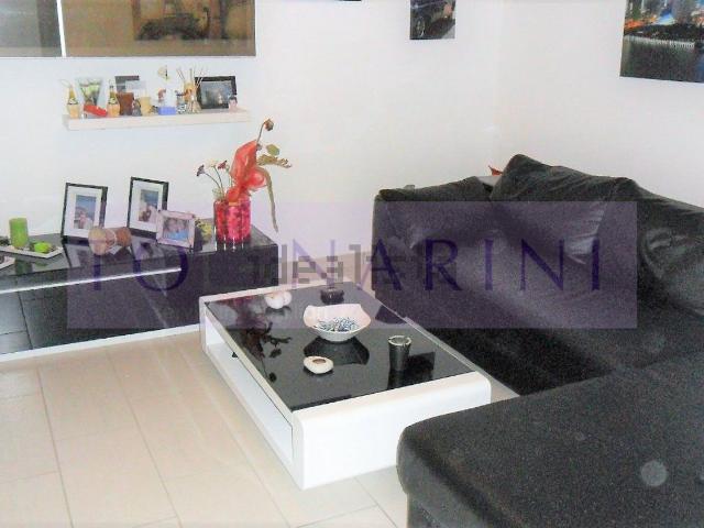 Case e ville in vendita di 220 m²
