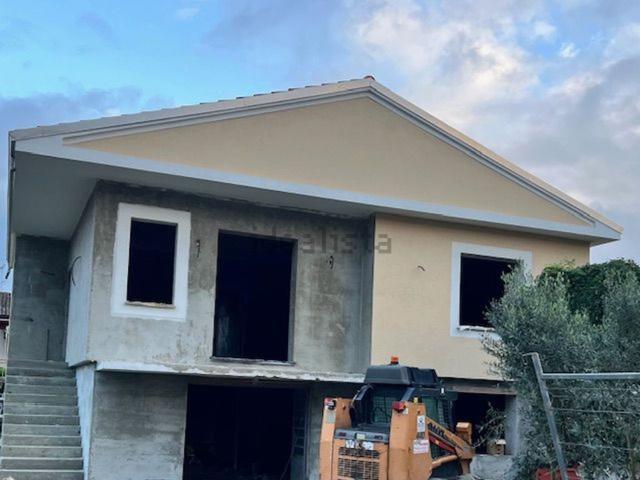 Case e ville in vendita di 220 m²