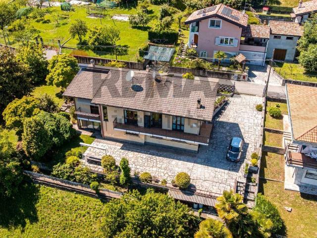 Case e ville in vendita di 220 m²