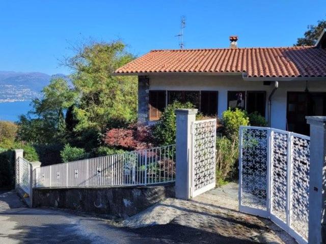 Case e ville in vendita di 220 m²