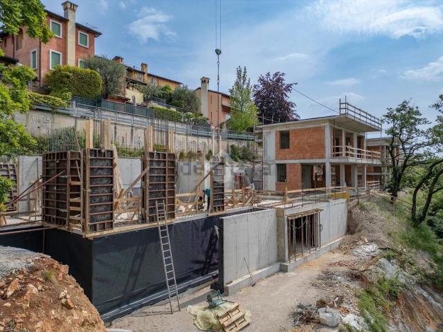 Case e ville in vendita di 220 m²