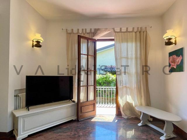 Case e ville in vendita di 220 m²