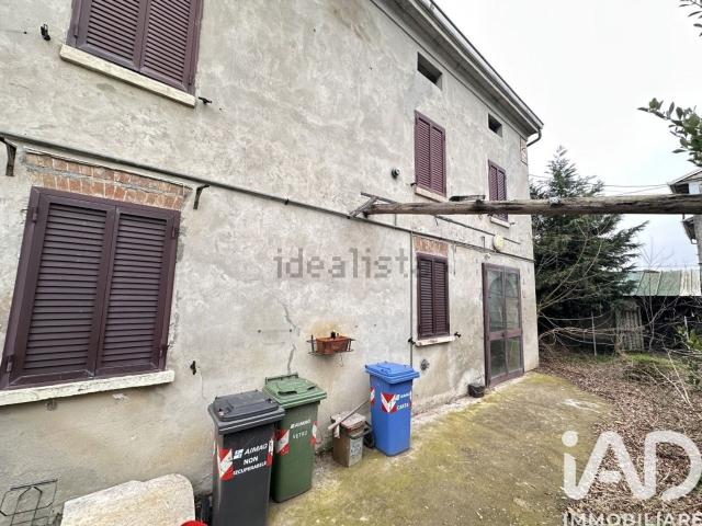 Case e ville in vendita di 220 m² in Via Cavo, 41
