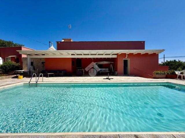 Case e ville in vendita di 220 m² in Contrada Tavarello