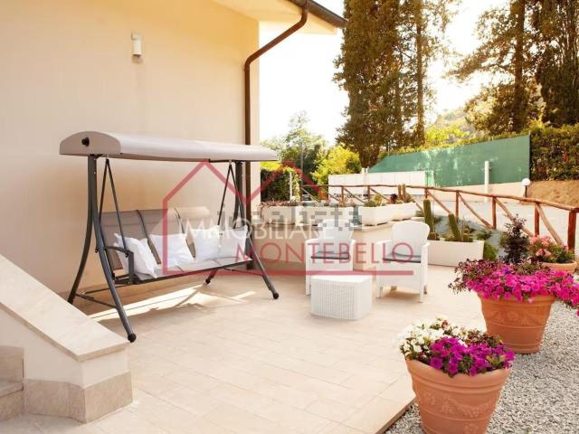 Case e ville in vendita di 220 m² in Strada Comunale di Nocchi