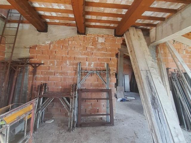 Case e ville in vendita di 220 m² in Strada Di Capodisopra