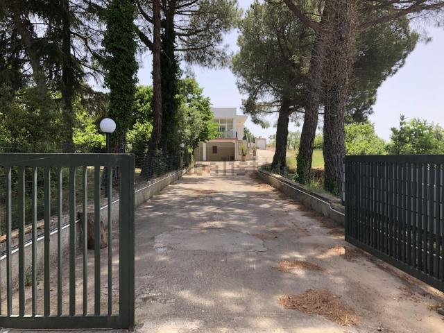 Case e ville in vendita di 220 m² in Strada Madonna del Pozzo