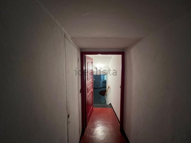 Case e ville in vendita di 221 m² in Via Nazionale Piemonte