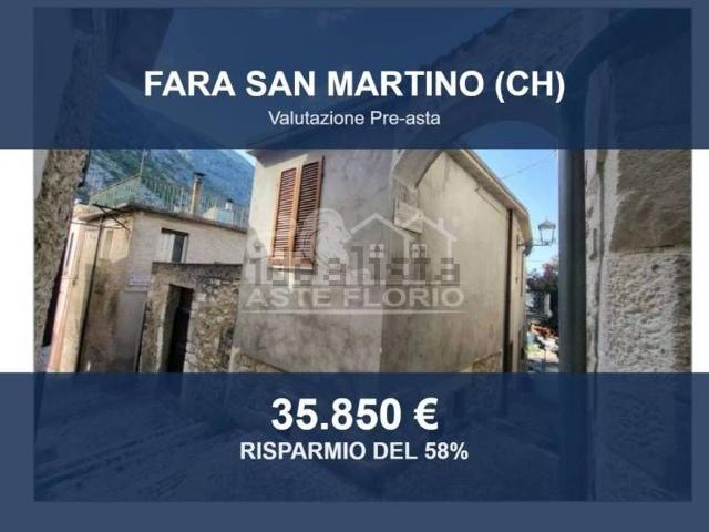 Case e ville in vendita di 221 m² in Via Terra Vecchia, 1