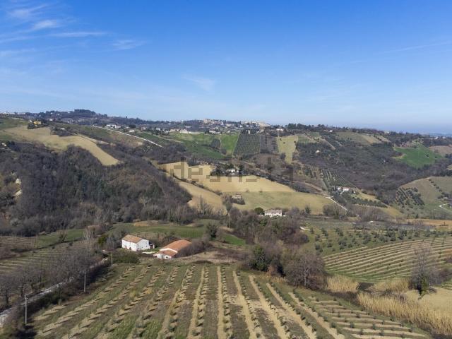 Case e ville in vendita di 222 m² in Via Follonica